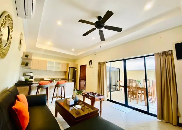Majestic Residence Poolvillas 2 Bedrooms & Cozy Beach