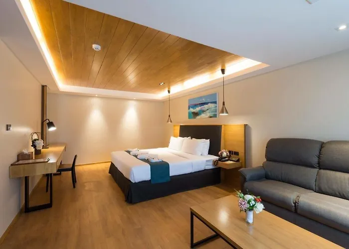Asana Hotel & Residence