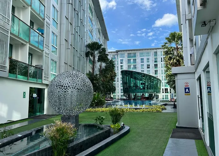 City Center Residence