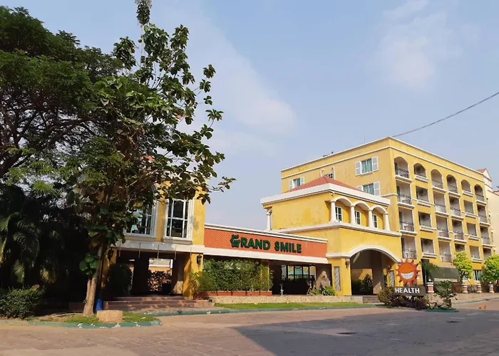 Grand Smile Welnez Condo P408