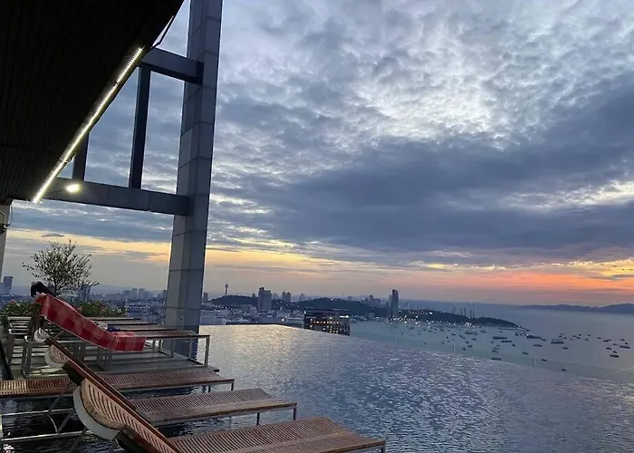 芭提雅中心海公寓