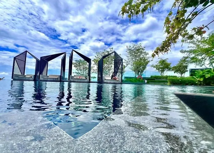 Edge Central Pattaya Super Condo