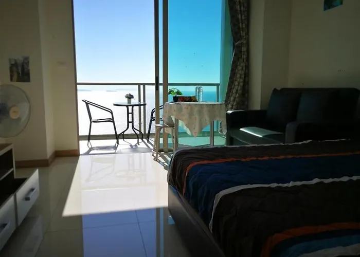 Riviera Beach Wongamat Tower