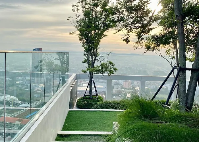 Pattaya Cove Panorama Pool View Apartment