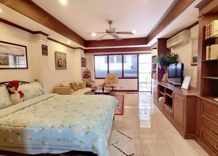 Yensabai Condotel 250 Metres To Walking Street