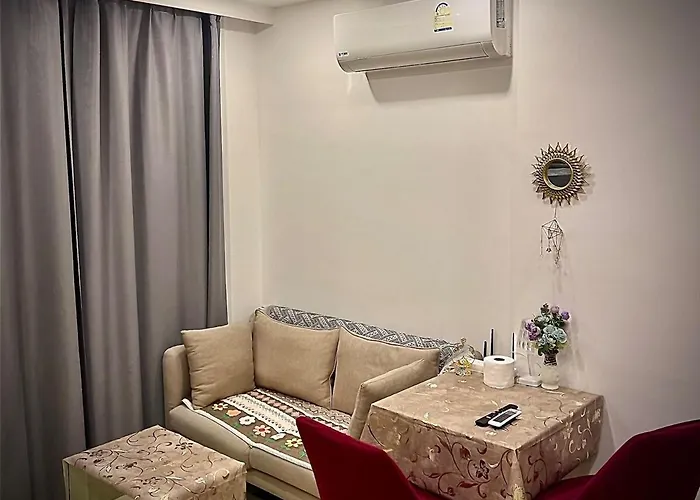 Central Romantic Condo Phyllis