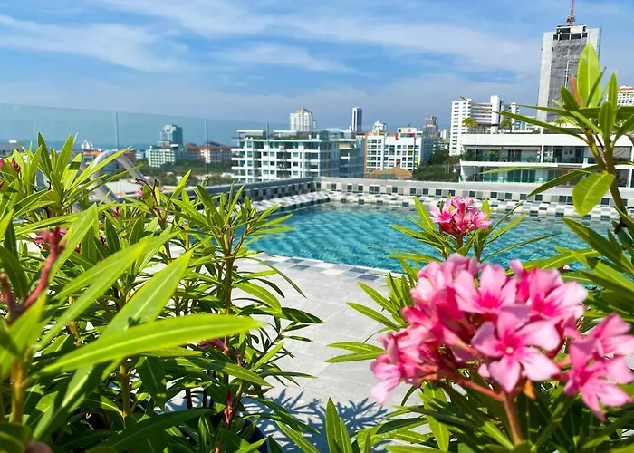 Siam Star Selected Apartment Suite