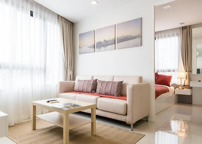 Superb Two-Bedroom In Downtown Pattaya