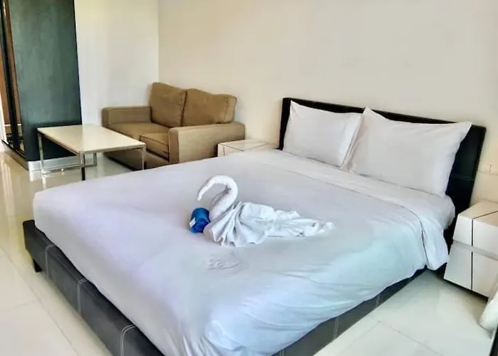 Club Royal Hideaway Studio Steps From Private Beach