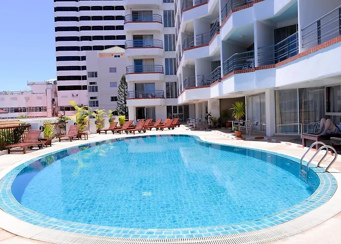 Sandy Spring Hotel
