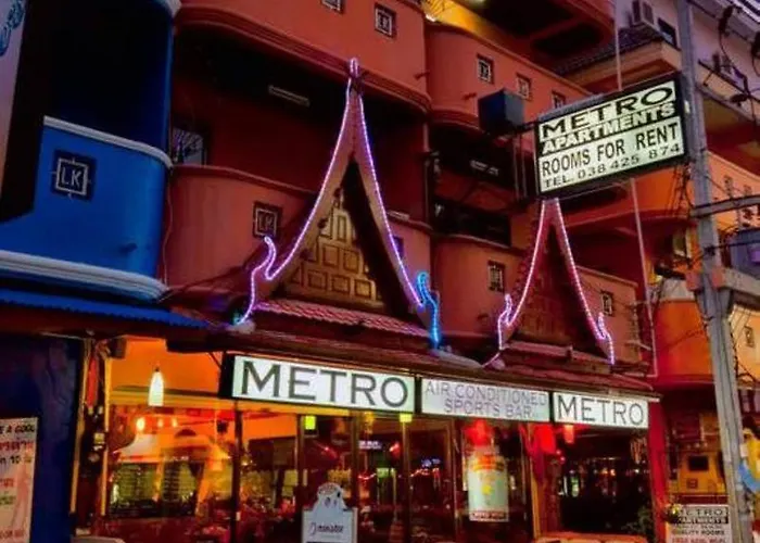 Metro Apartments
