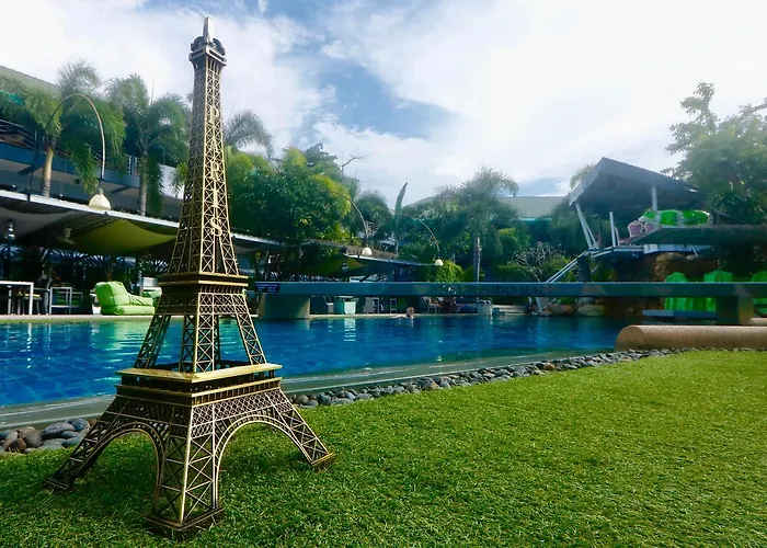 Momento Resort