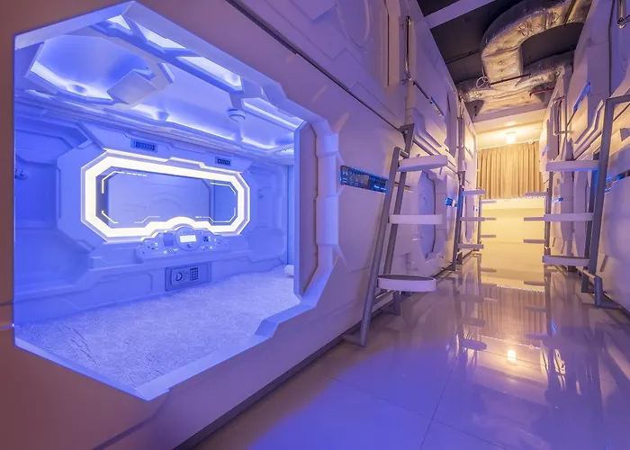 Hi Capsule Pattaya (Adults Only)
