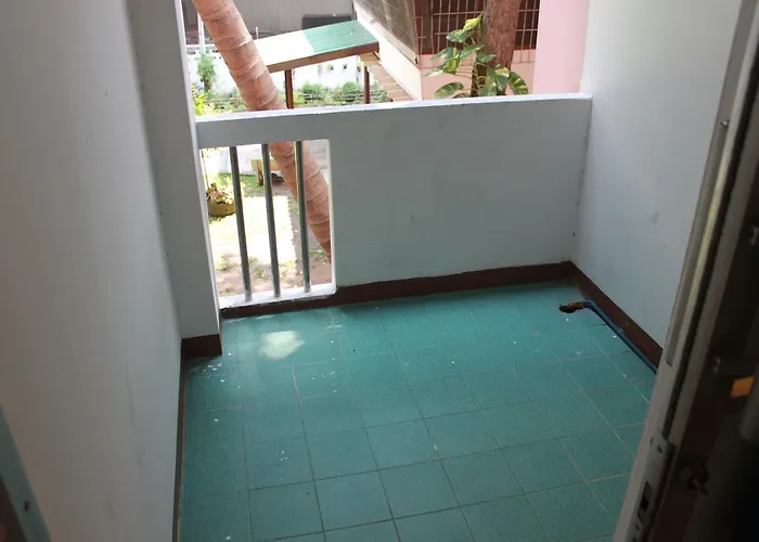 Soi 5 Apartment