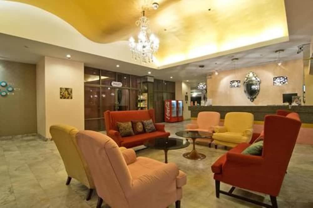Bella Metro Hotel 3*