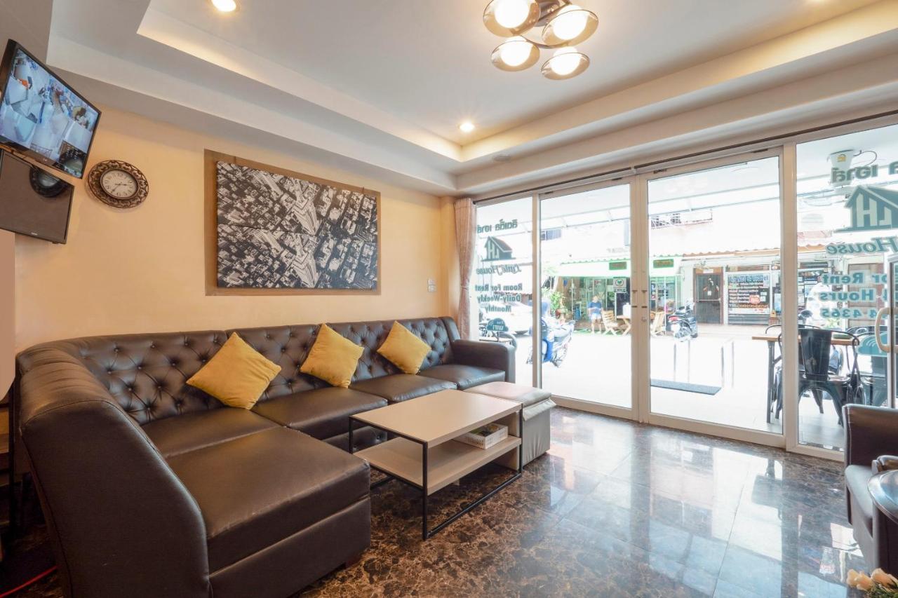 Oyo 75330 Little House