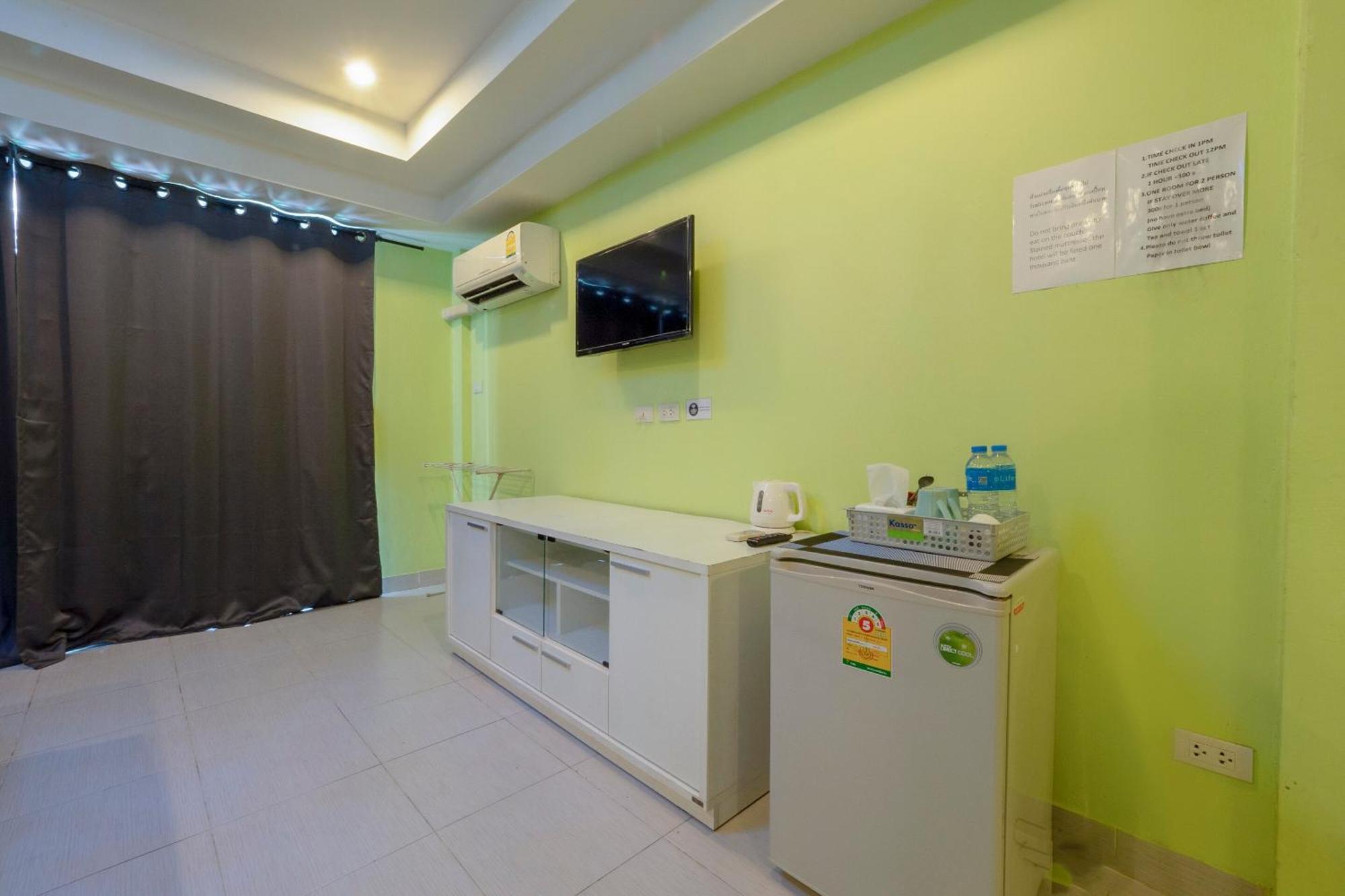 Oyo 75330 Little House