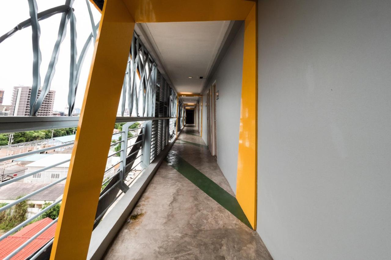 Hotel Oyo 1126 Curve Boutique Pattaya
