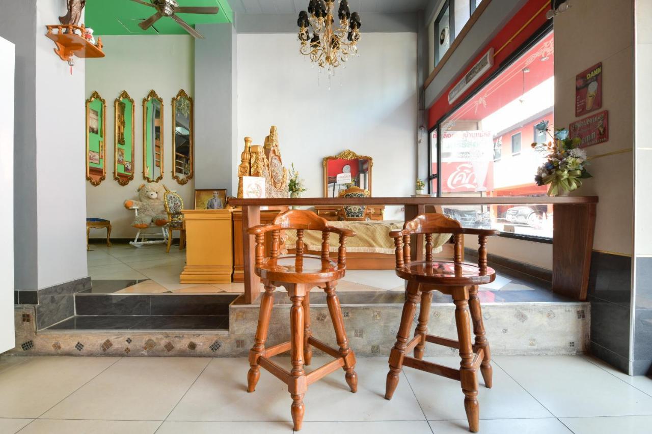 Oyo 549 Maesri Hotel