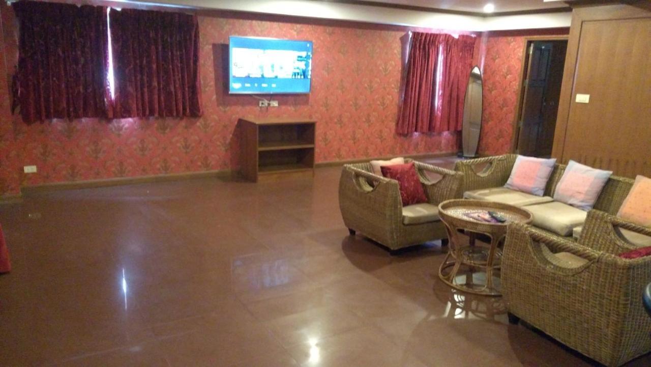 Rajadhani 3* Pattaya