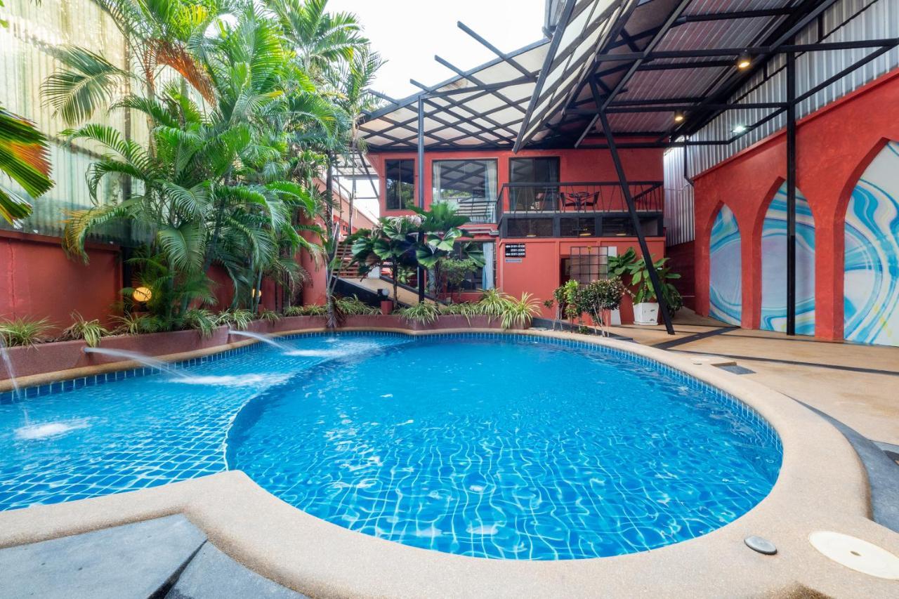 Oyo 75369 Cozy Rooms@ Addicts Pattaya