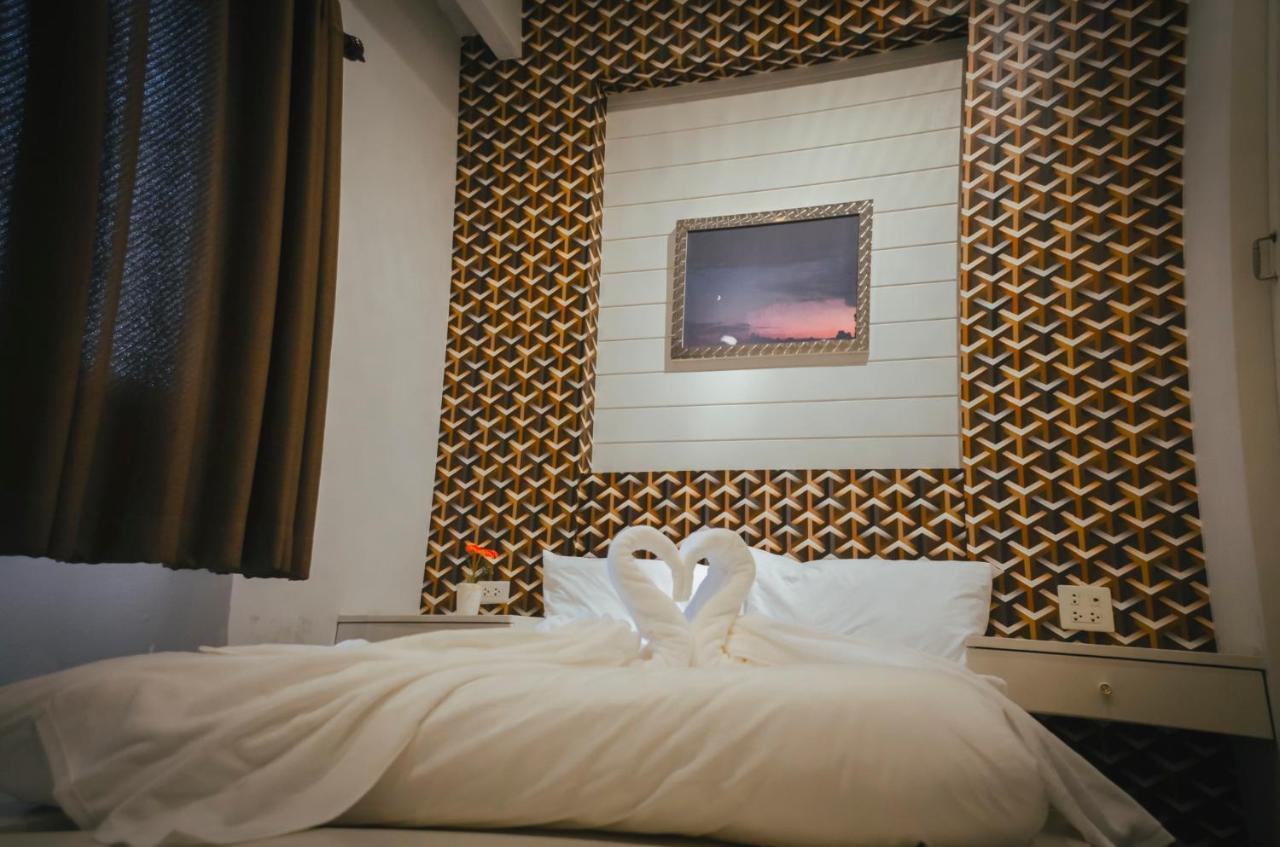 Fortune Sapphire Hotel 2*