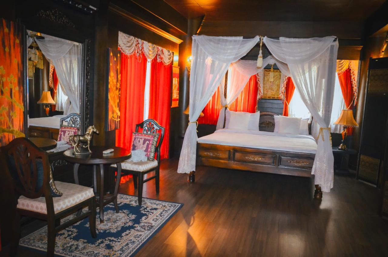 Fortune Sapphire Hotel