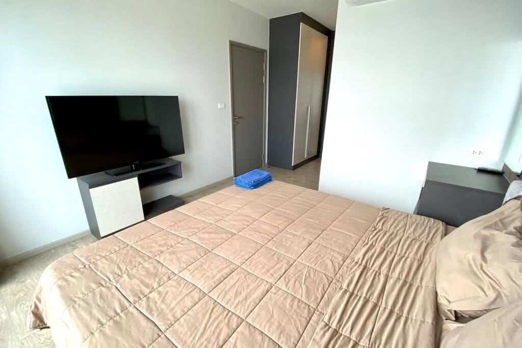 Apartment 70sqm 2 Bed - 2 Bath - Penthouse The Base Central 595 Pattaya