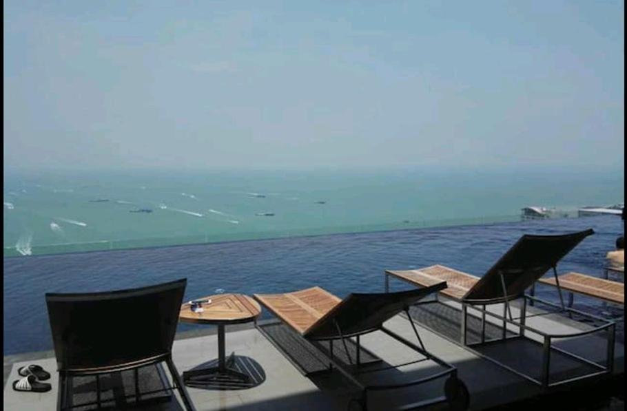 Centric Sea Apartment