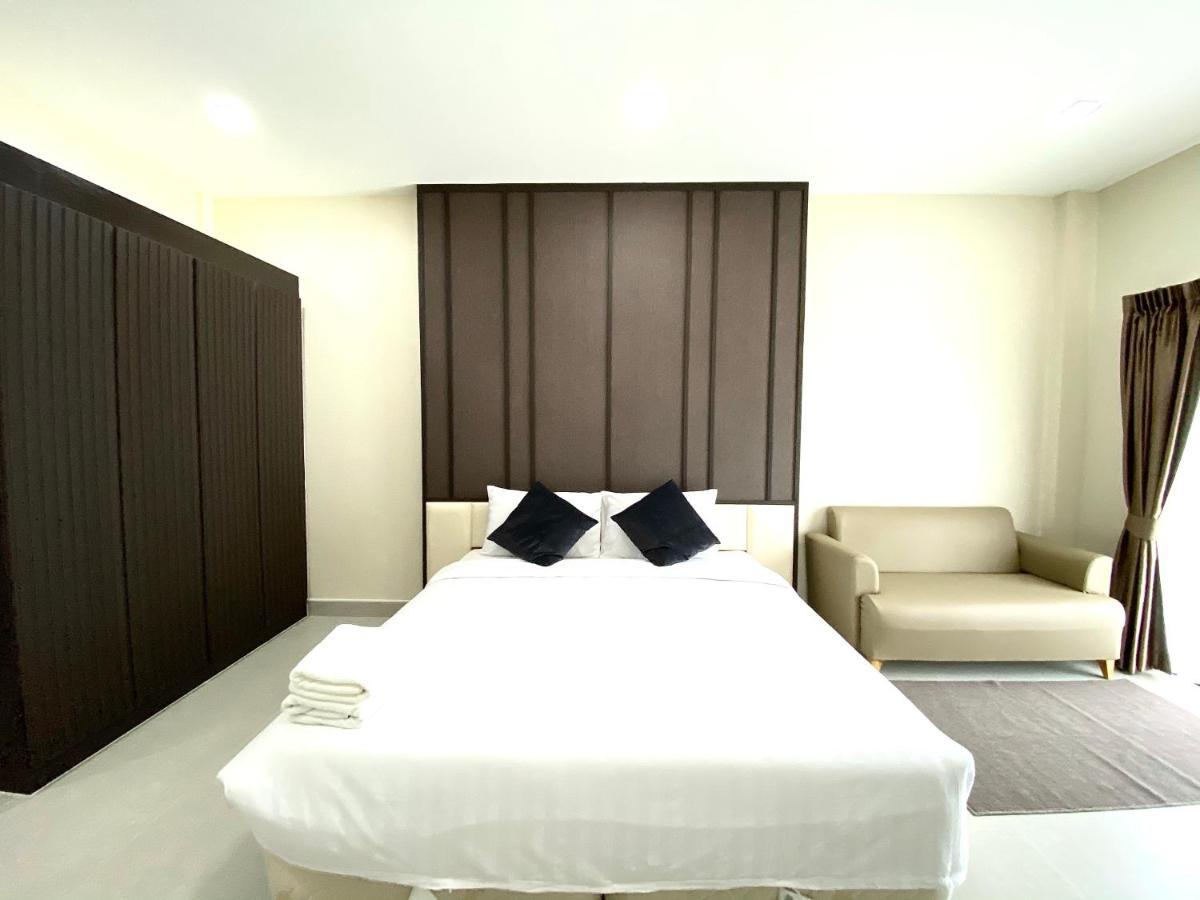 The Shade Hotel 3*