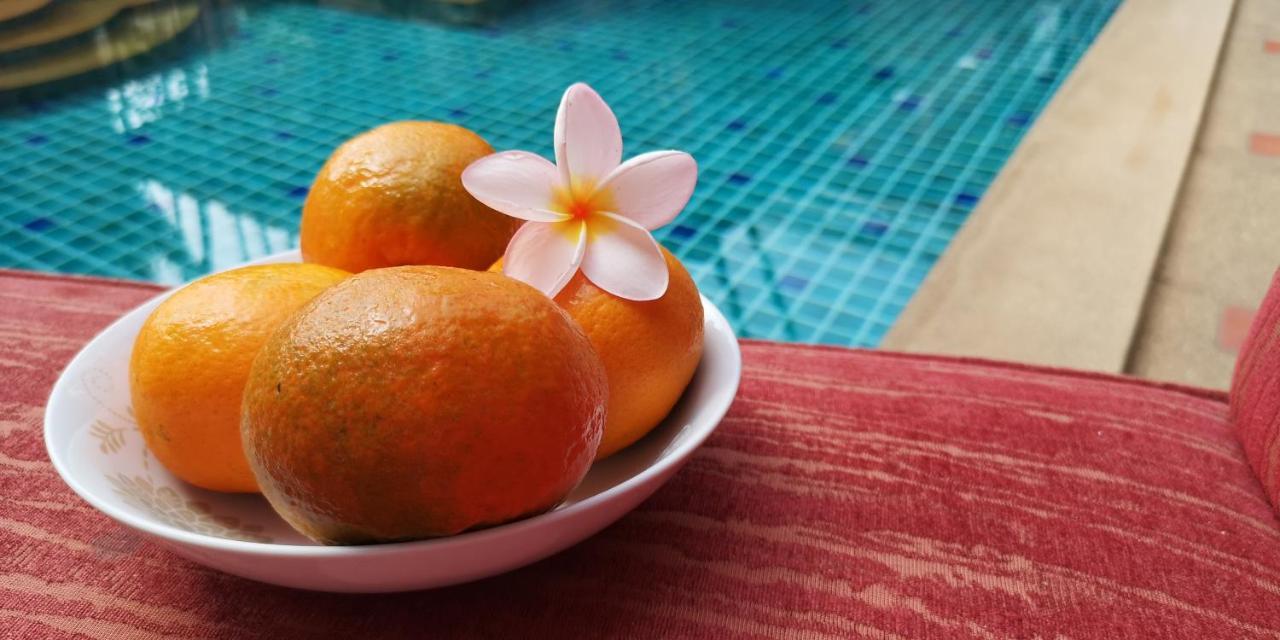 พระตำหนักวิลล่า 10 ห้องนอน พร้อมสระว่ายน้ำส่วนตัว Villa
