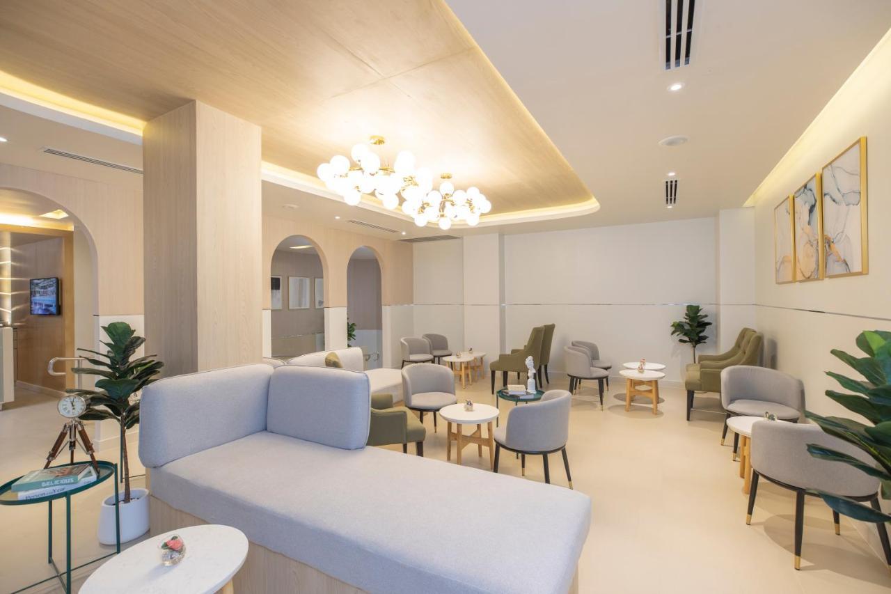 Hotel Sea View - Sha Extra Pattaya