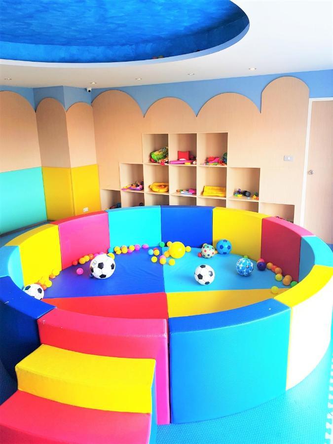 Grande Caribbean - Sleeps 2 Apartment *