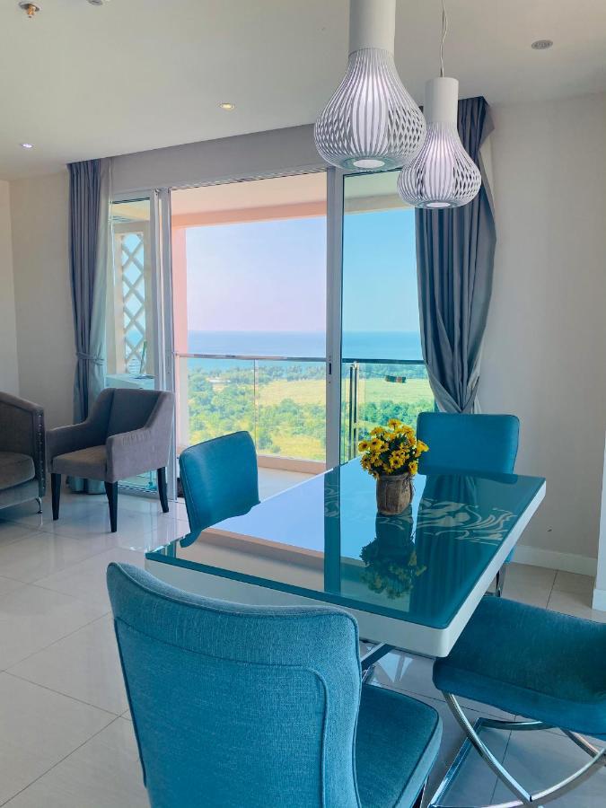 Grande Caribbean Lux Apartment