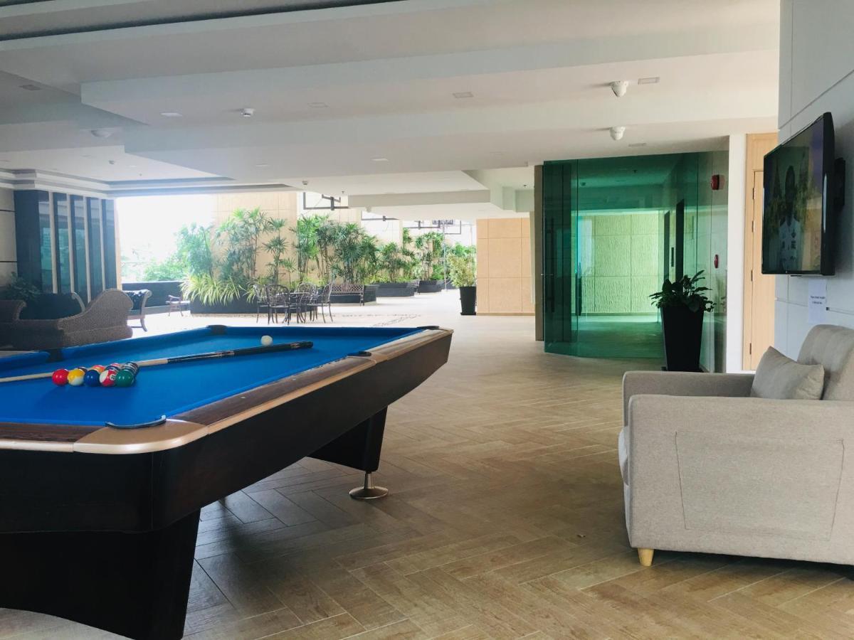 City Garden Tower Luxurious Condominium In The Center Of * Pattaya