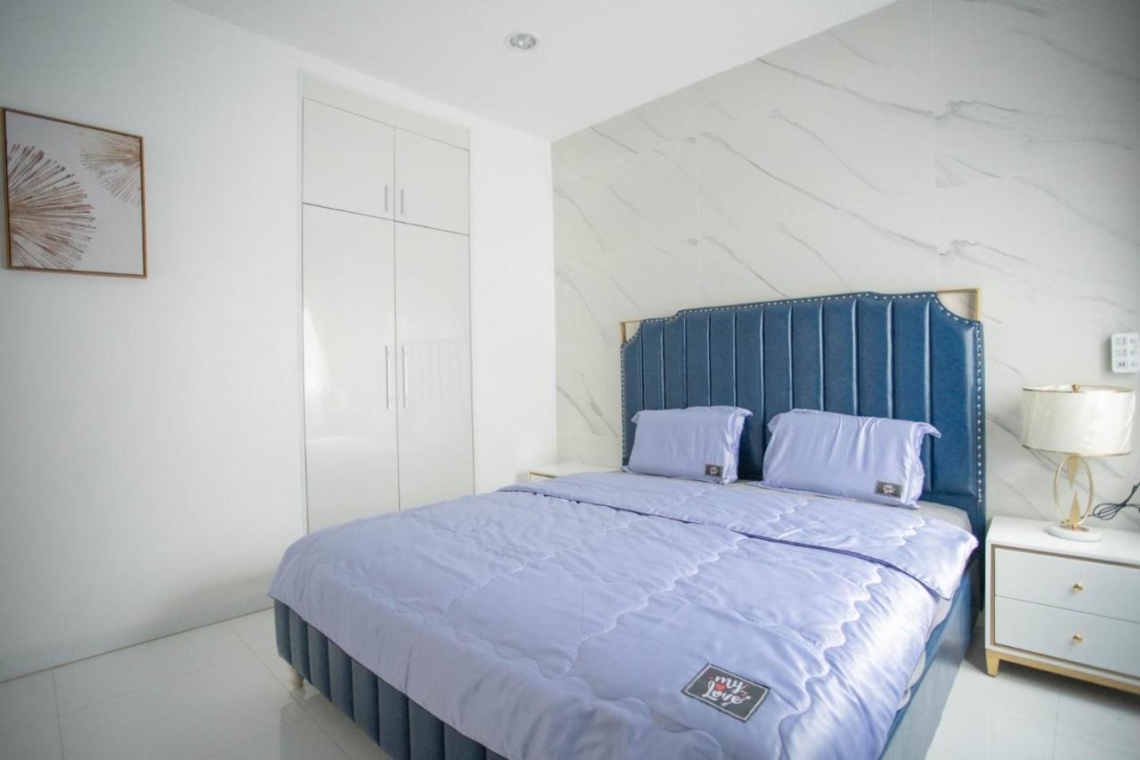 Kw Pool Villa