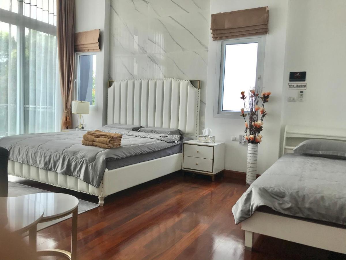 Kw Pool Villa Pattaya