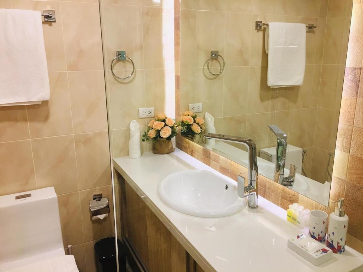 Apartment City Garden Tower Luxurious Condominium In The Center Of Pattaya