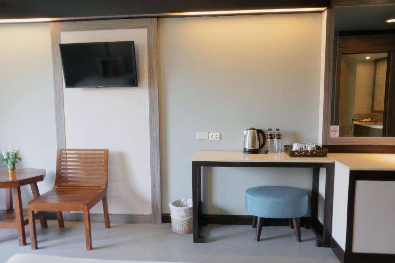 Sea Breeze Jomtien 4*