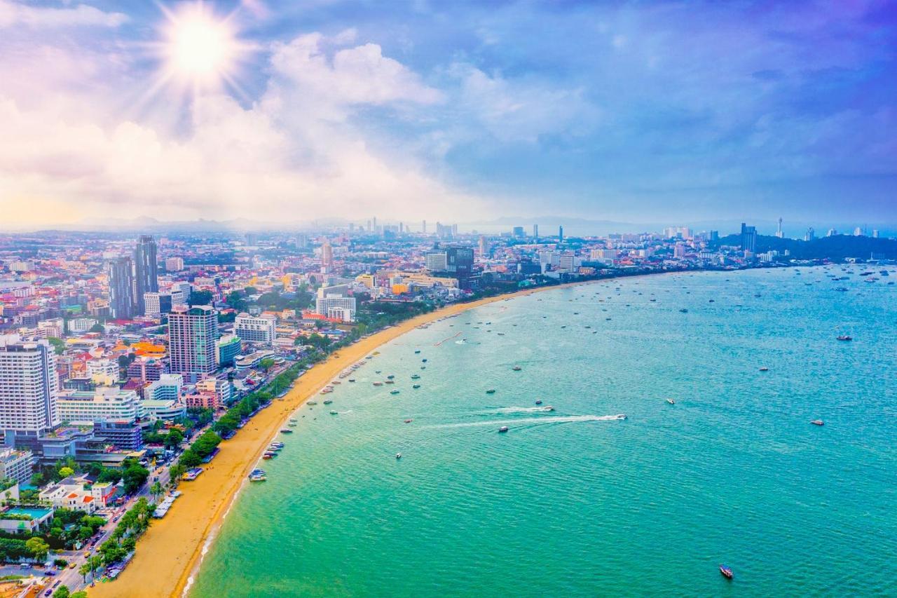 By Dee @jomtien Hotel 2*
