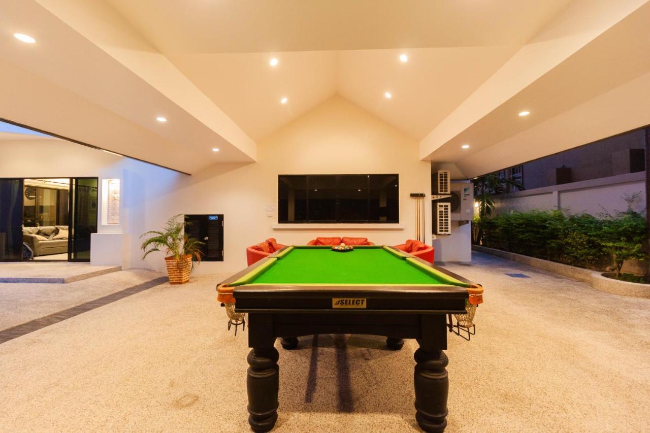 Luxury Pool 4 Bedroom 900m 1.5 Km Downtown *