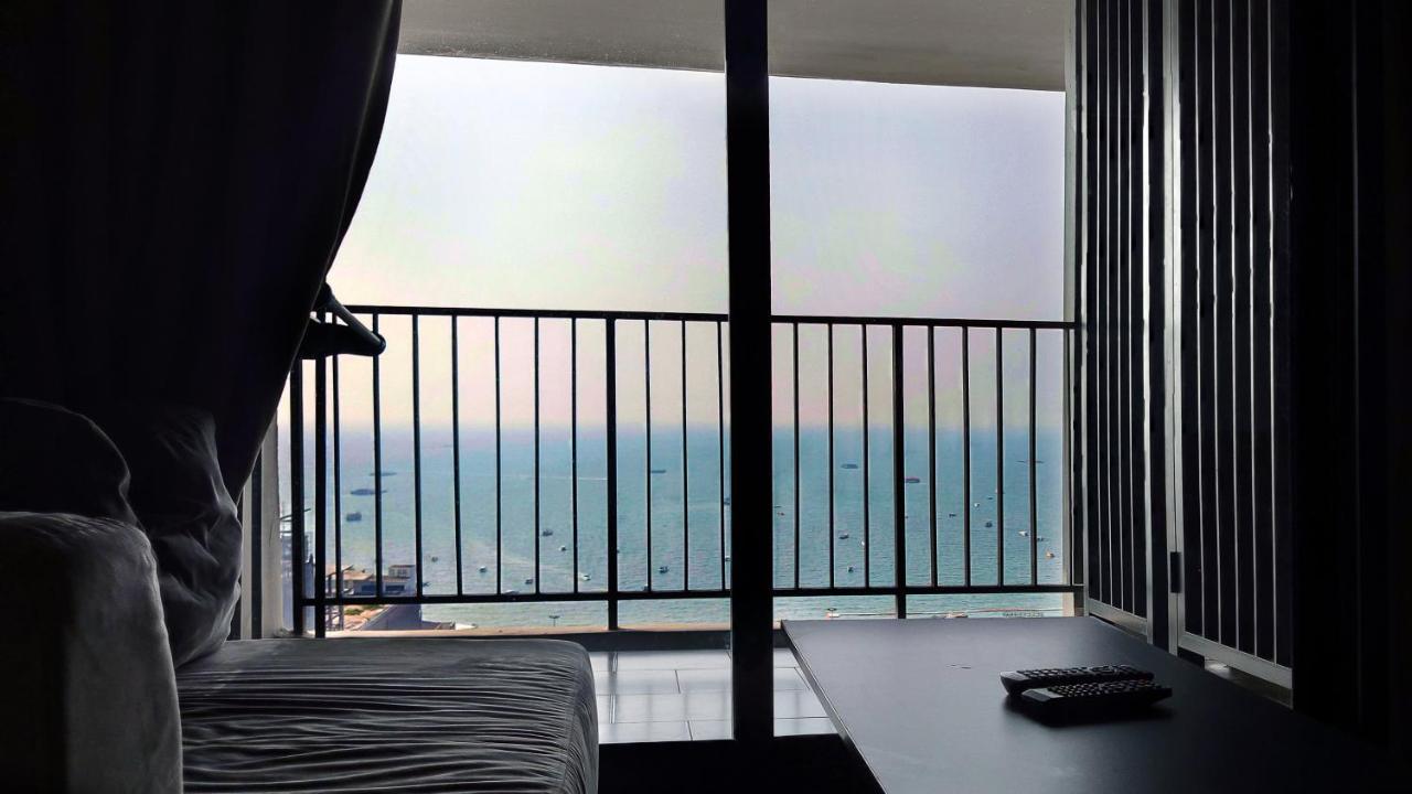 Apartment Sea View Rooftop Pool