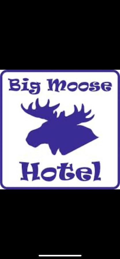 Big Moose โรงแรม 3*