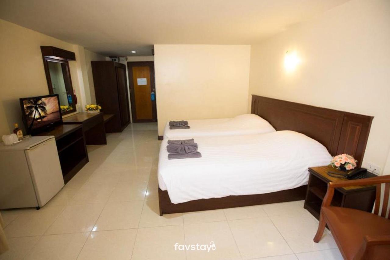 Hotel Twin Palms And Pattaya
