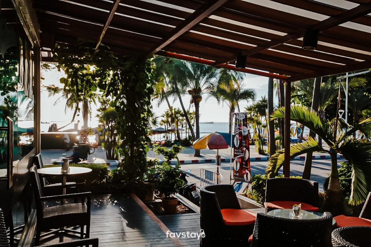 Twin Palms And Pattaya