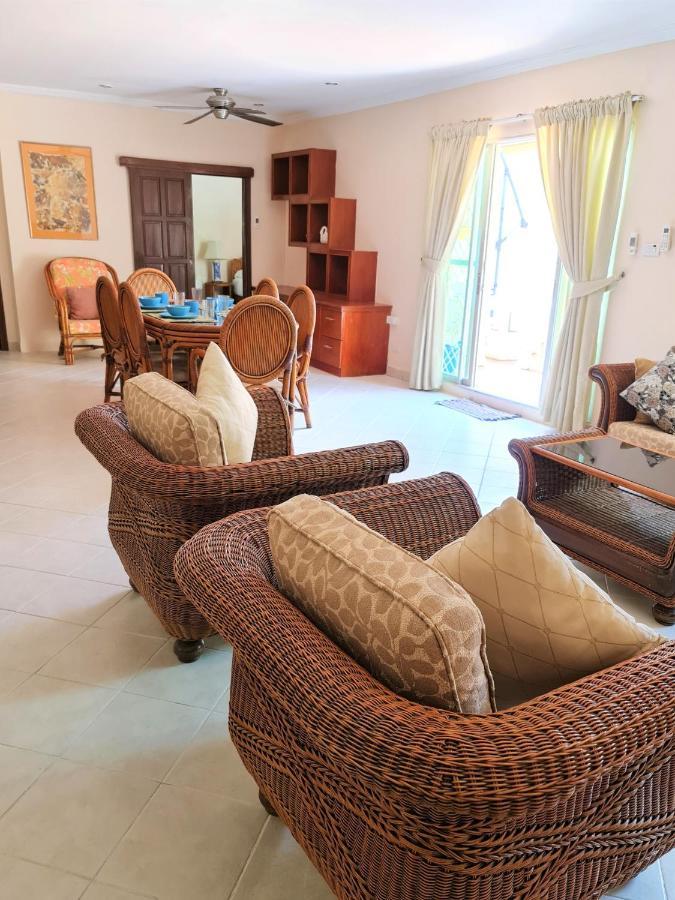 Butterfly Garden Boutique Residence: Luxury With Baths Hotel 4*