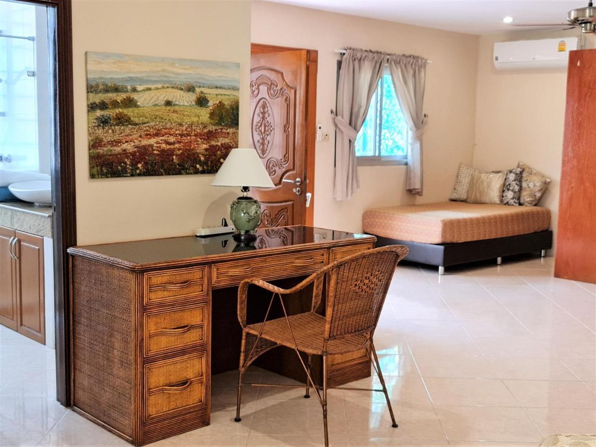 Butterfly Garden Boutique Residence: Luxury With Baths Hotel Pattaya