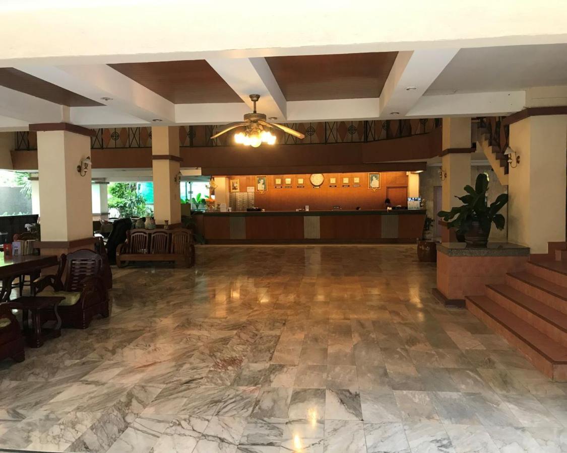 Hotel Mike 3*