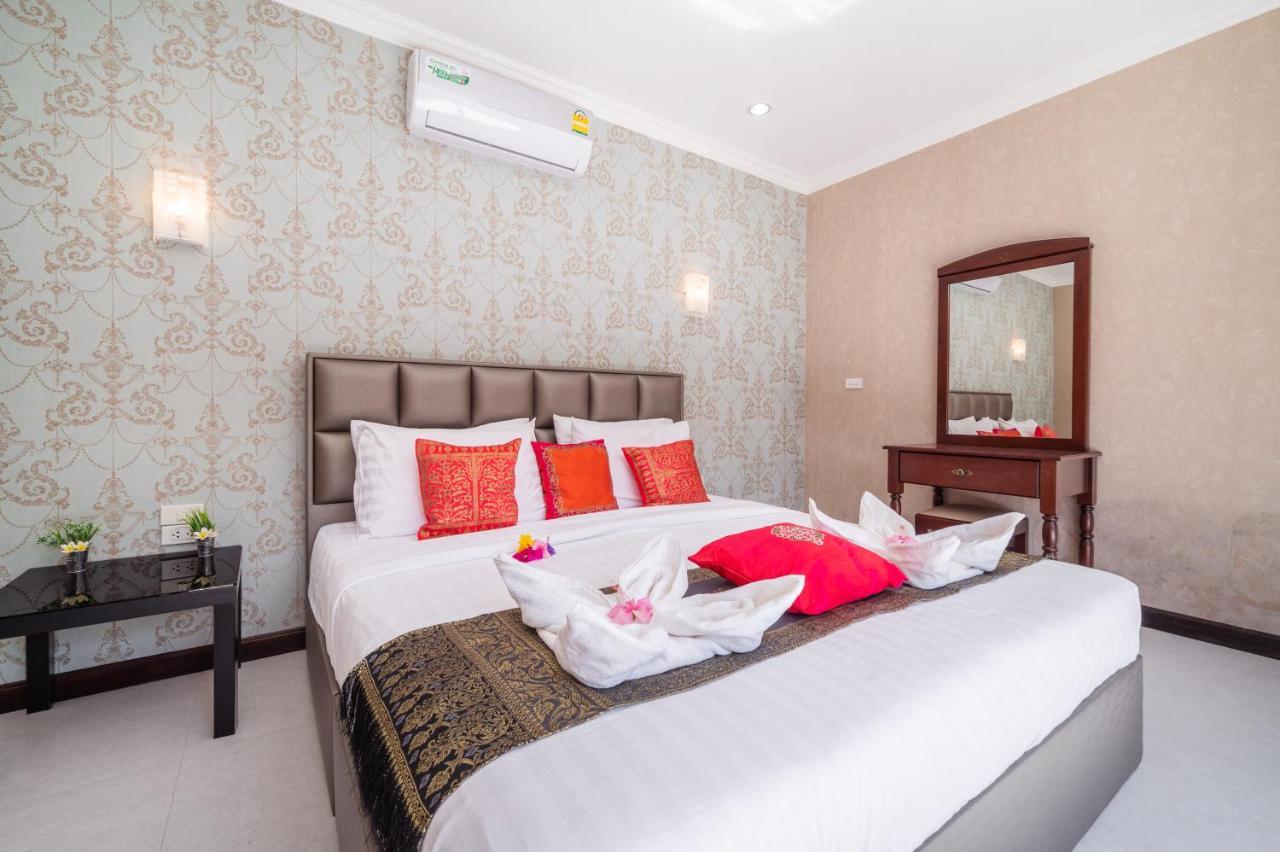 Luxury 3 Bhk 200m From The Villa Pattaya
