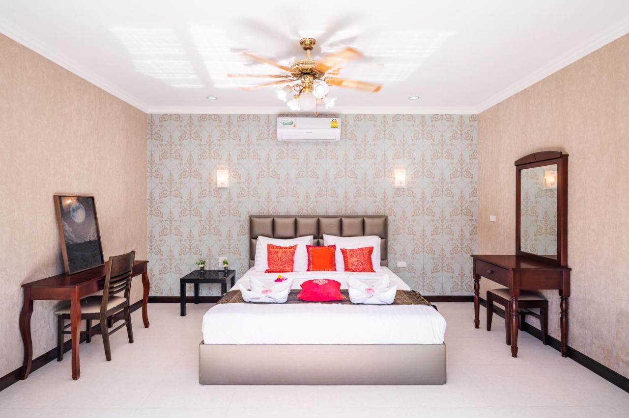 Luxury 3 Bhk 200m From The Villa